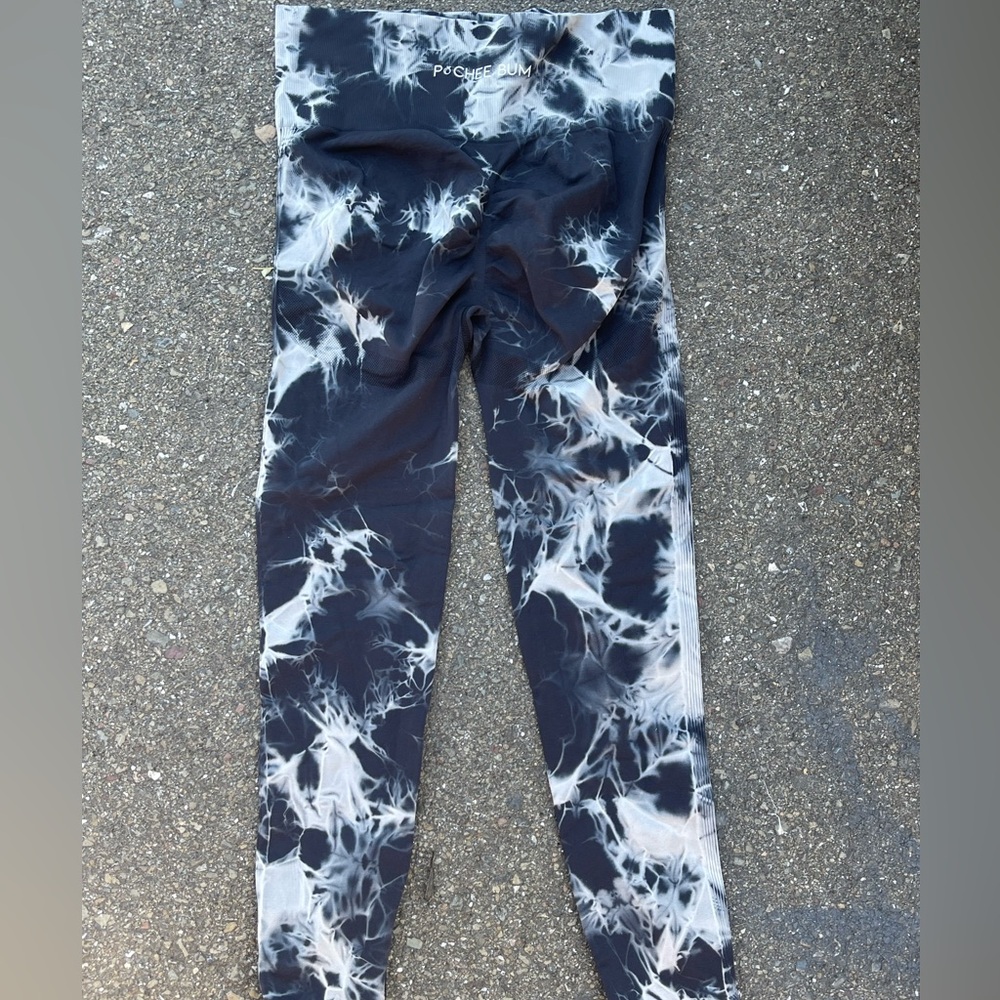 Pcheebum Tie Dye leggings
